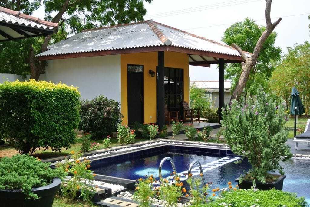 Flower Garden Lake Resort Tissamaharama Esterno foto